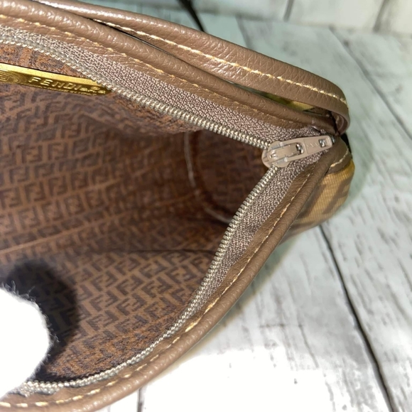 Rare Authentic FENDI Zucchino Vintage Mini Sling/Crossbody Bag - Picture 5 of 16